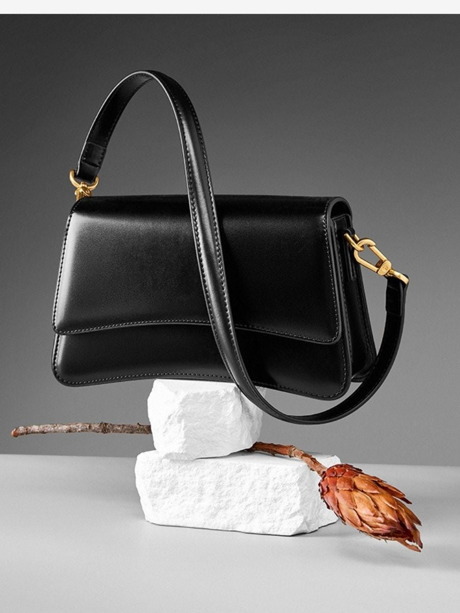 Aria Classic Bag - Black