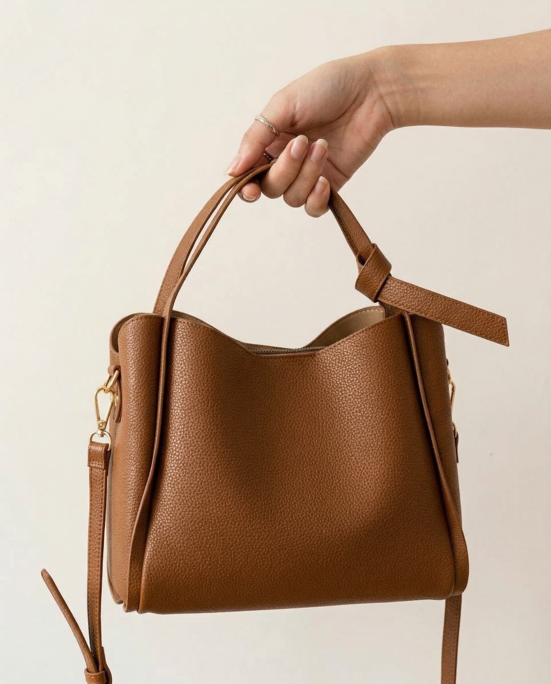 Aveline Handbag - Black