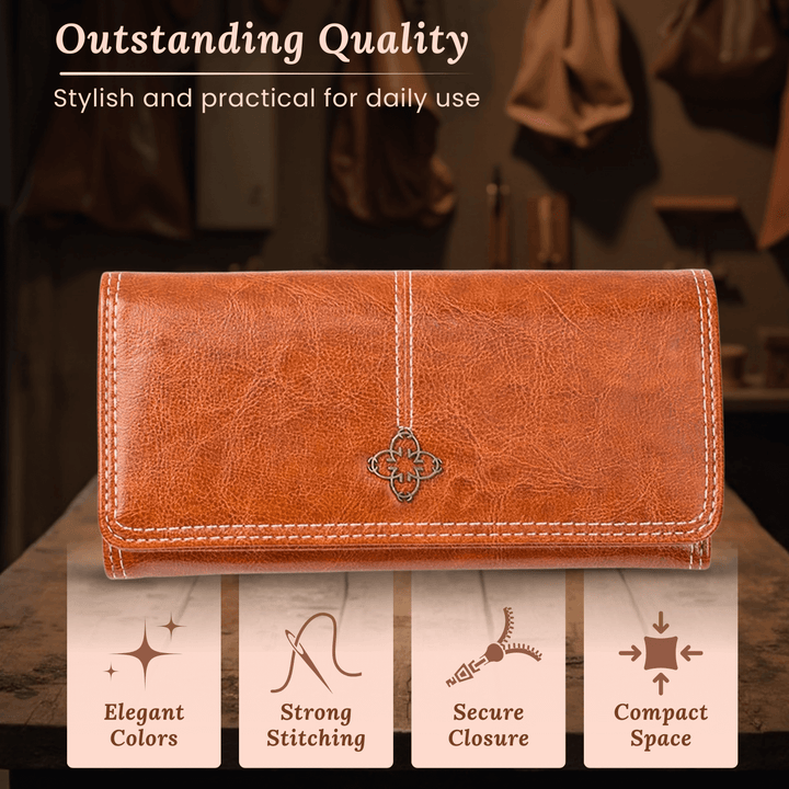 Giorgia's Essential Fold Clutch