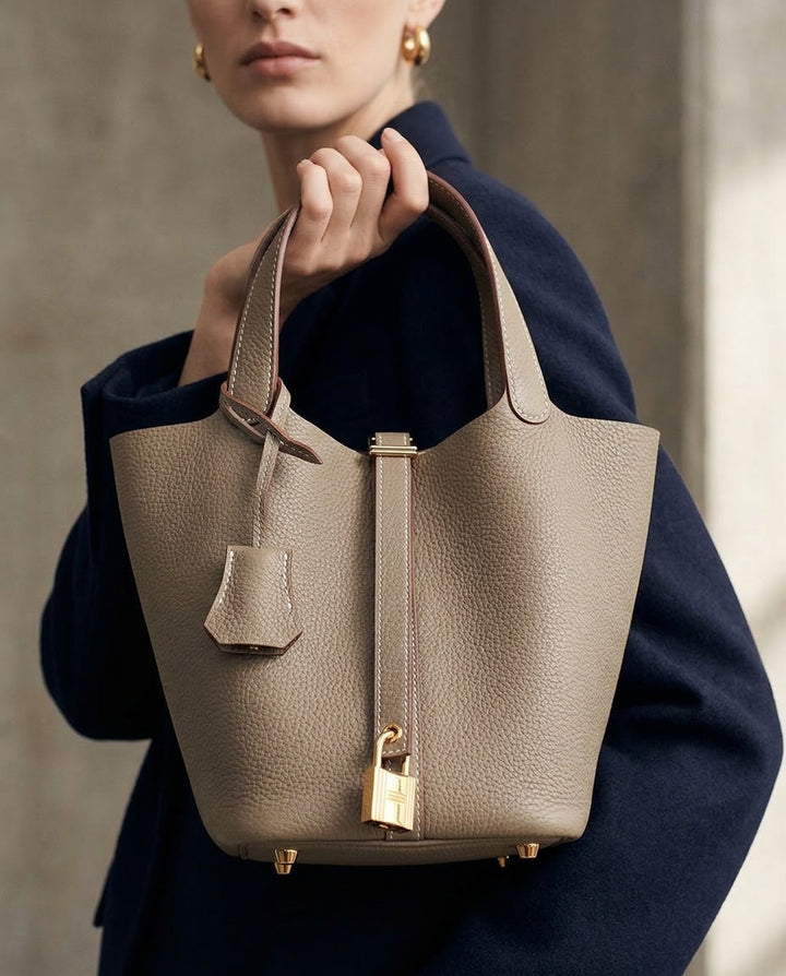 Nora Bucket Bag