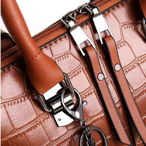Bolso Celestia efecto cocodrilo